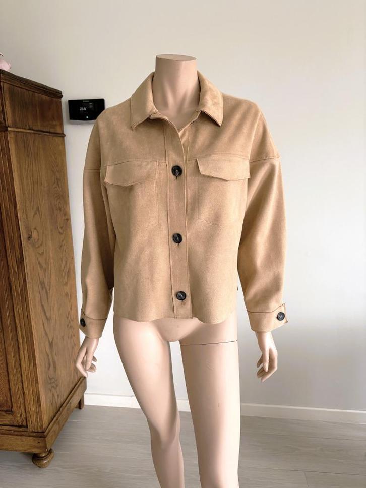 ZARA suedine vest – maat S, Kleding | Dames, Jasjes, Kostuums en Pakken, Nieuw, Jasje, Maat 36 (S), Beige, Verzenden