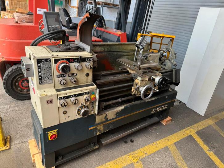 Draaibank BJ-1640GD met digitale uitlezing, Bricolage & Construction, Tours, Utilisé, Tour à métaux, Enlèvement