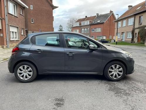 Peugeot 208 1.2 benzine 120000 km 09/2016 GPS, Auto's, Peugeot, Particulier, Te koop, ABS, Airbags, Airconditioning, Alarm, Bluetooth