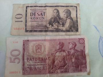 2 Geld briefjes  beschikbaar voor biedingen