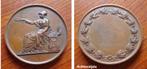 Oude onbekende medaille met zittende vrouw, Verzenden, Brons