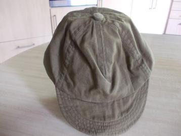 Petten, Jeans en Anderen.  2€ per stuk. beschikbaar voor biedingen