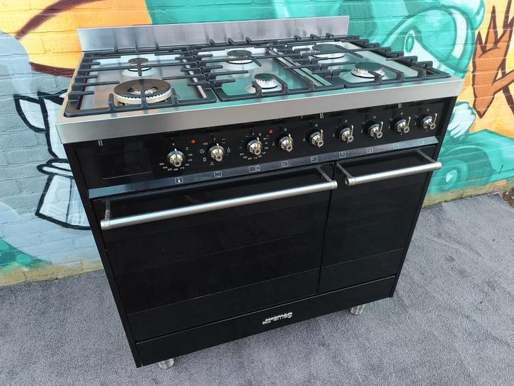 Smeg gasfornuis 90cm Zwart/Inox Bezorging mogelijk, Elektronische apparatuur, Fornuizen, Gebruikt, Vrijstaand, Gas, Ophalen