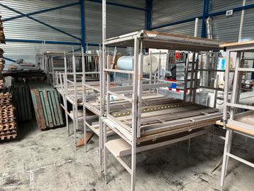 Werktafel / inpaktafel  beschikbaar voor biedingen
