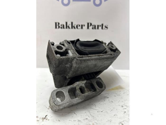 Motorsteun van een Volkswagen Golf, Auto-onderdelen, Ophanging en Onderstel, Volkswagen, Gebruikt, 3 maanden garantie