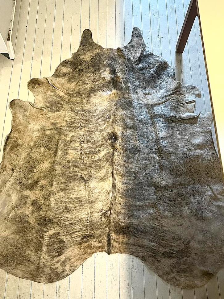 Koeienhuid, Huis en Inrichting, Stoffering | Tapijten en Vloerkleden, Gebruikt, 150 tot 200 cm, 150 tot 200 cm, Overige vormen