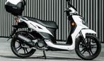 Scooter sym symphony 125  2025 +topcase sh33, Motoren, Scooter, Particulier, 125 cc, 11 kW of minder