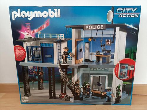 Playmobil 5182 Caserne police, Enfants & Bébés, Jouets | Playmobil, Utilisé, Enlèvement