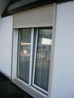 VOLETS ROULANTS A CAISSON À VENDRE, 200 cm ou plus, Autres couleurs, Fonctionnement électrique, Comme neuf