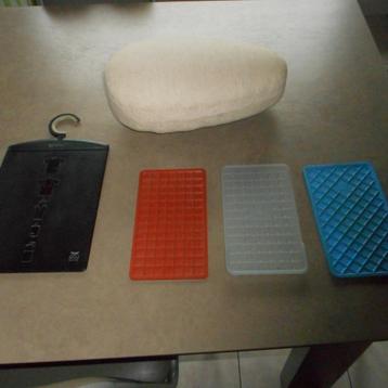 STRIJK TOEBEHOREN beschikbaar voor biedingen