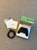 Xbox Wireless Controller + USB-C Cable, Games en Spelcomputers, Ophalen of Verzenden, Controller, Xbox One, Draadloos