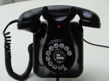 Oude Telefoon Bell Telephone Anvers in Bakeliet uit 1946 beschikbaar voor biedingen