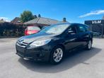 Ford focus clipper 1.6 tdci spotprijs 2450€, Auto's, Euro 5, Zwart, 4 cilinders, Zwart