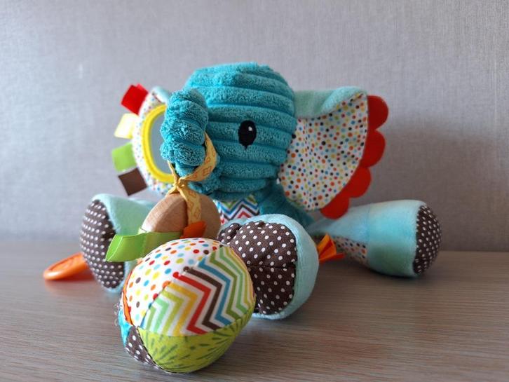 ♥ Activiteiten knuffel olifant, Kinderen en Baby's, Speelgoed | Knuffels en Pluche, Zo goed als nieuw, Olifant, Ophalen of Verzenden