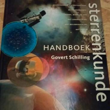 Govert Schilling - Handboek sterrenkunde, Livres, Science, Comme neuf, Enlèvement ou Envoi