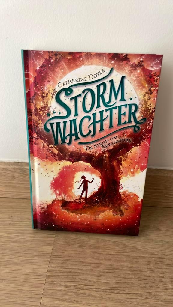 Catherine Doyle - De strijd om Arranmore, Boeken, Kinderboeken | Jeugd | 10 tot 12 jaar, Zo goed als nieuw, Ophalen