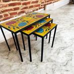 Set van 3 vintage nesting tables / tegeltafeltjes, Antiek en Kunst, Ophalen of Verzenden