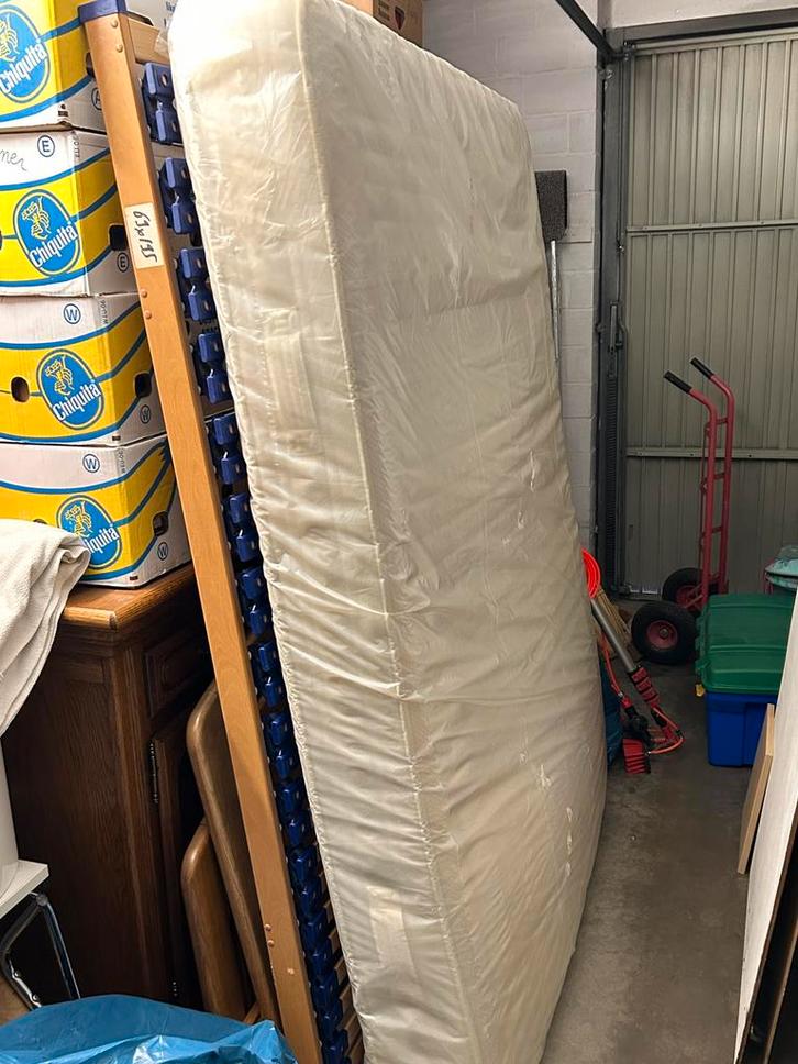 Kwaliteitsmatras 140x200, Huis en Inrichting, Slaapkamer | Matrassen en Bedbodems, Zo goed als nieuw, Matras, 140 cm, 200 cm, Ophalen