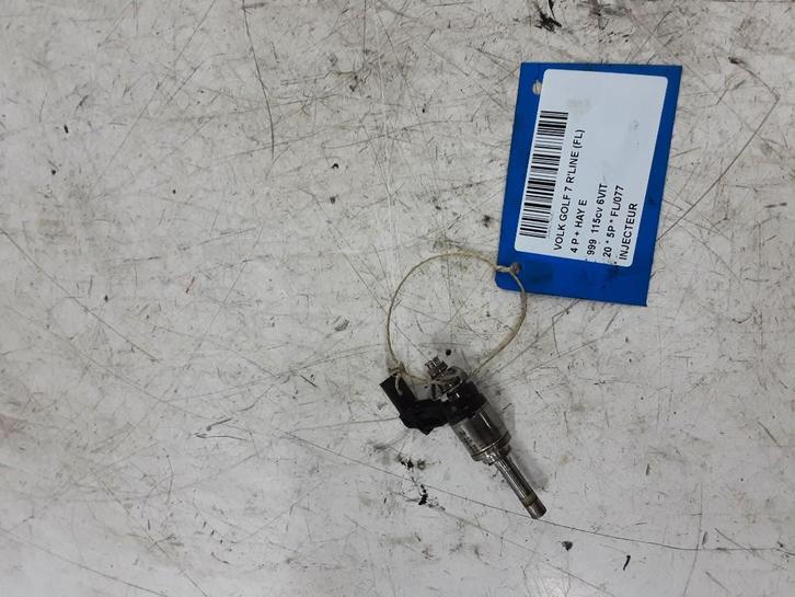 INJECTOR BRANDSTOF Volkswagen Golf VII (AUA) (04E906036AT), Auto-onderdelen, Brandstofsystemen, Volkswagen, Gebruikt