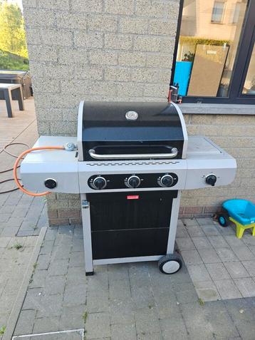Defecte barbecook, gasbranders moeten vervangen worden., Ophalen