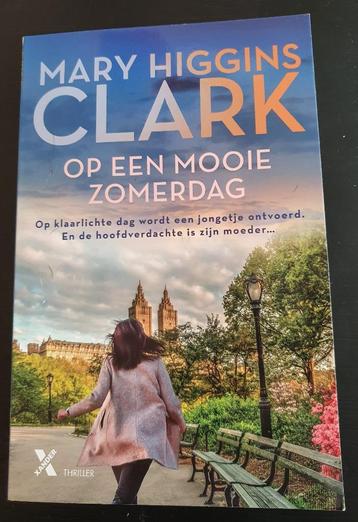 Thriller van Mary Higgins Clark: Op een mooie zomerdag beschikbaar voor biedingen