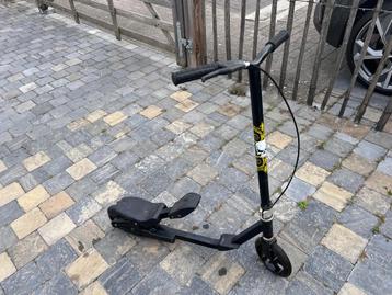 Step avec marche pied beschikbaar voor biedingen