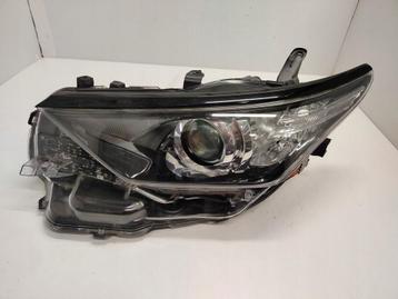 Toyota Auris II Lift linkerlampglas beschikbaar voor biedingen
