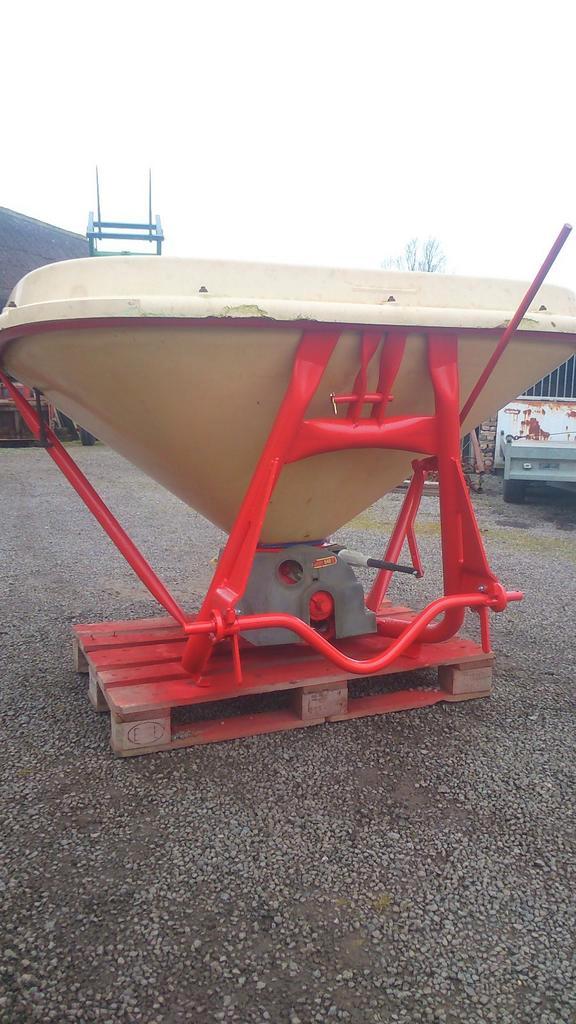 vicon meststofstrooier, Zakelijke goederen, Landbouw | Werktuigen, Ophalen