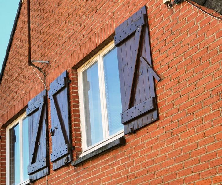 Paires de volets battants bois massif. L 120 x H 140 cm, Bricolage & Construction, Volets, Utilisé, 100 à 150 cm, 100 à 150 cm