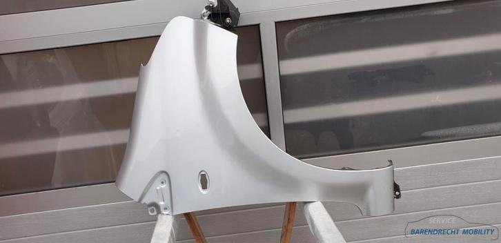 Spatbord rechts Aygo Toyota KTB 538120H010 Gris Gallium zijs, Auto-onderdelen, Carrosserie, Toyota, Voor, Links, Gebruikt