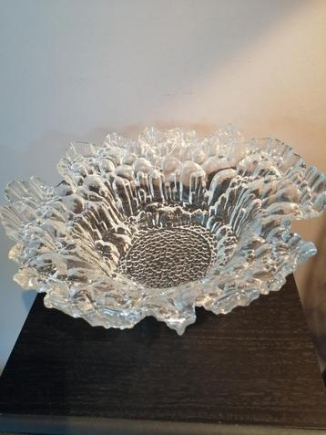 Vintage Riihimaki glazen diepe schaal beschikbaar voor biedingen