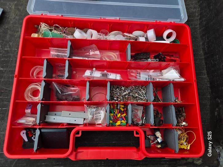 LOT D SACHETS FERMER FROTTEUR, Hobby en Vrije tijd, Modeltreinen | H0, Gebruikt, Rails, Wisselstroom, Märklin, Ophalen of Verzenden