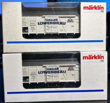 3280. 2 overdekte auto's met H0 Märklin-box. beschikbaar voor biedingen