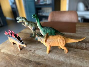 Lot de 4 figurines dinosaure beschikbaar voor biedingen