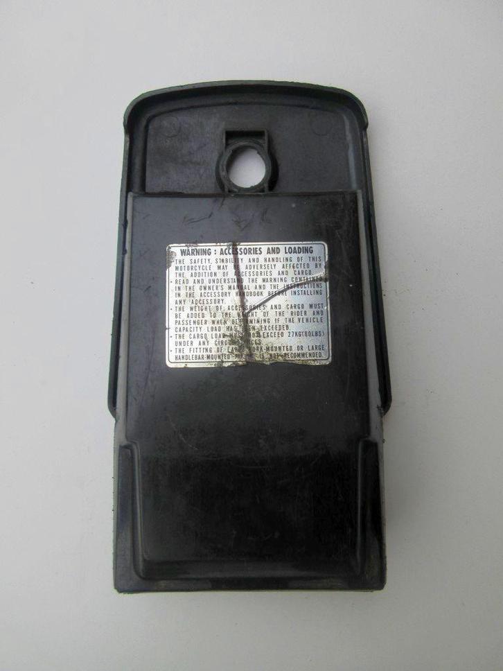 Honda VT700 gereedschap bak VT 700 gereedschapbak opbergvak, Motoren, Onderdelen | Honda, Gebruikt, Ophalen of Verzenden