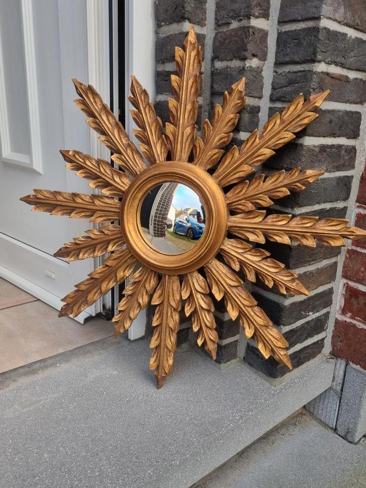 Grote masief houten zonnespiegel 63cm., Huis en Inrichting, Woonaccessoires | Spiegels, Gebruikt, 50 tot 75 cm, Minder dan 100 cm