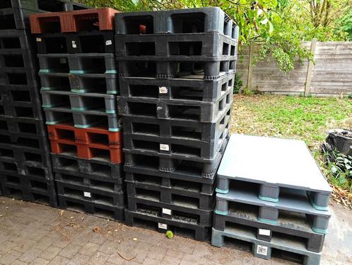 25 kunststof paletten MIX, Doe-het-zelf en Bouw, Hout en Planken, Gebruikt, Ophalen