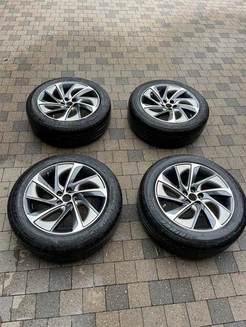 Jante + pneu lexus 20 pouce beschikbaar voor biedingen