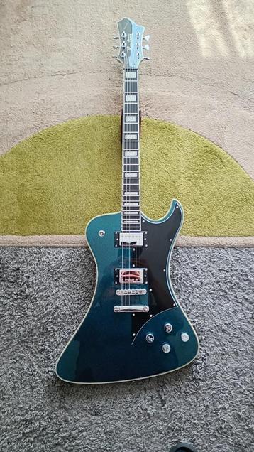 Hagstrom Fantomen Limited Edition Kyanite Blue + koffer beschikbaar voor biedingen