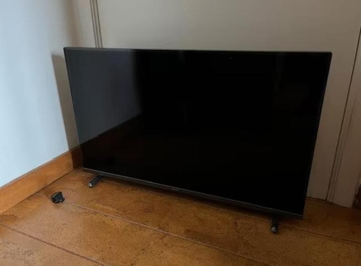 Téléviseur Philips série 6908 âgé de seulement 10 mois, TV, Hi-fi & Vidéo, Télévisions, Comme neuf, OLED, 80 à 100 cm, Full HD (1080p)
