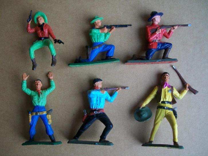 originele Starlux Cowboyfiguurtjes (schaal 1/32) jaren '70, Hobby en Vrije tijd, Wargaming, Gebruikt, Historisch, Figuurtje(s)