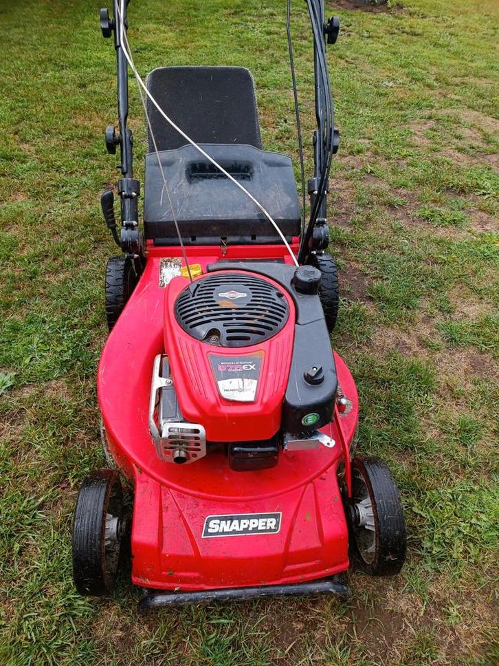 Gezocht ,Tuinmachines mogen kapot zijn, Tuin en Terras, Grasmaaiers, Zo goed als nieuw, Ophalen