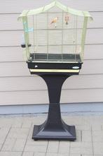vogelkooi op voet, Ophalen, Gebruikt, Metaal, Vogelkooi