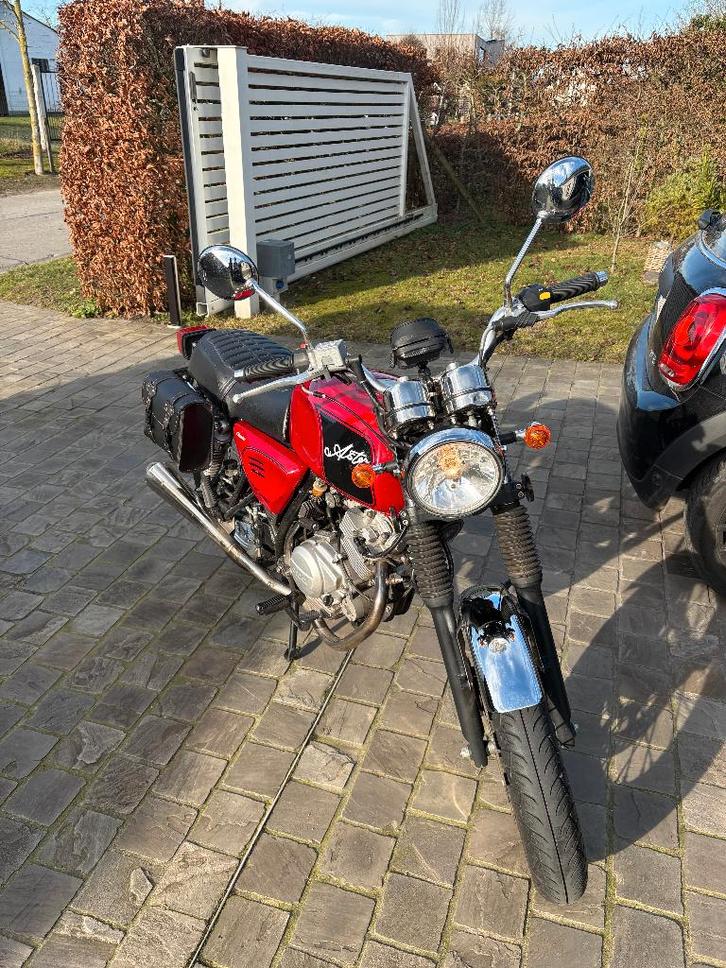 Orcal Astor 125 cc rouge, Motos, Motos Autre, jusqu'à 11 kW, 1 cylindre, Enlèvement