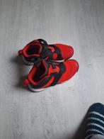 Jongens basketschoenen maat 35, Sport en Fitness, Basketbal, Ophalen of Verzenden, Zo goed als nieuw