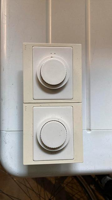 2 Nico dimmer  beschikbaar voor biedingen