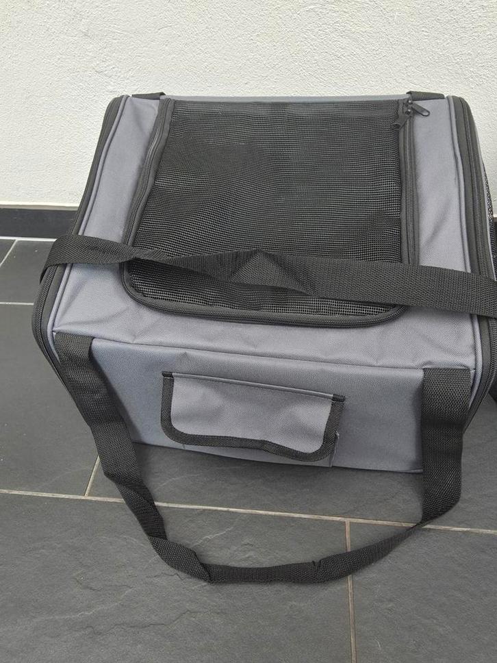 Siège auto Trixie, Animaux & Accessoires, Boîtes de transport, Comme neuf, Enlèvement