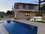 Nieuwe 3+1 villa met prachtig uitzicht 3815, Immo, Buitenland, 300 m², 4 kamers, Stad, Turkije