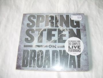 2 CD S  - BRUCE SPRINGSTEEN - ON BROADWAY  - NEW IN FOLLIE  