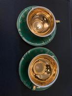 2 kopjes en schotels groen en goud van het merk Bavaria, Antiek en Kunst